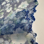 Вышивка на сетке синяя к543