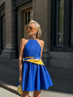 Платье c юбкой-солнцем и открытой спиной