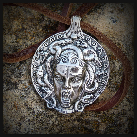 Кулон "Медуза" , мельхиор