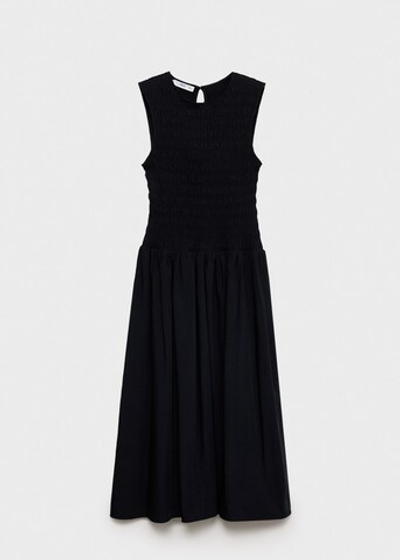 Расклешенное платье с жатым лифом