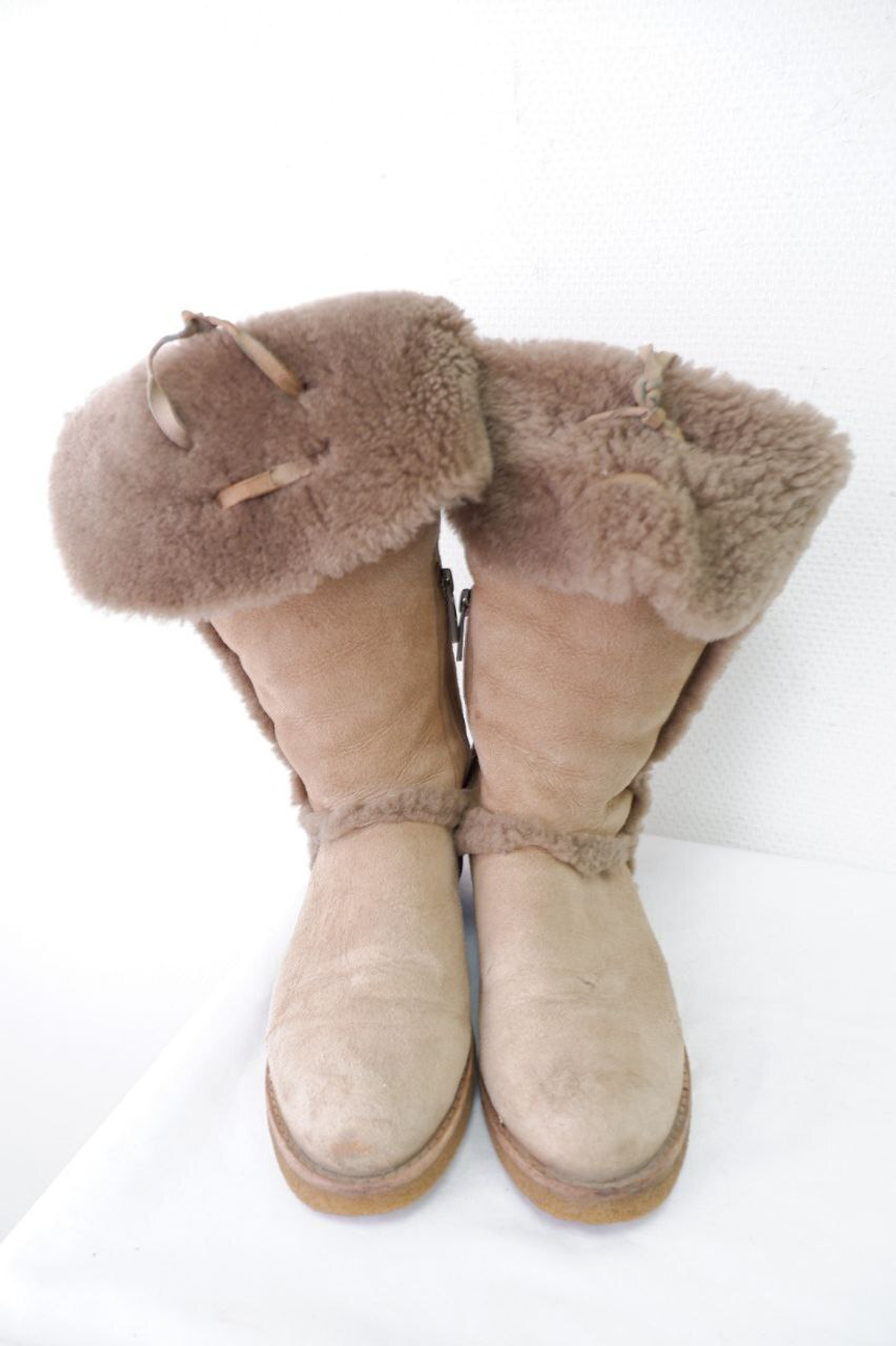 Ботинки светлые зимние 40 размер