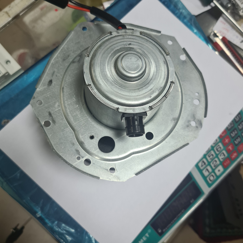 Мотор отопителя салона на Daewoo Nexia 100