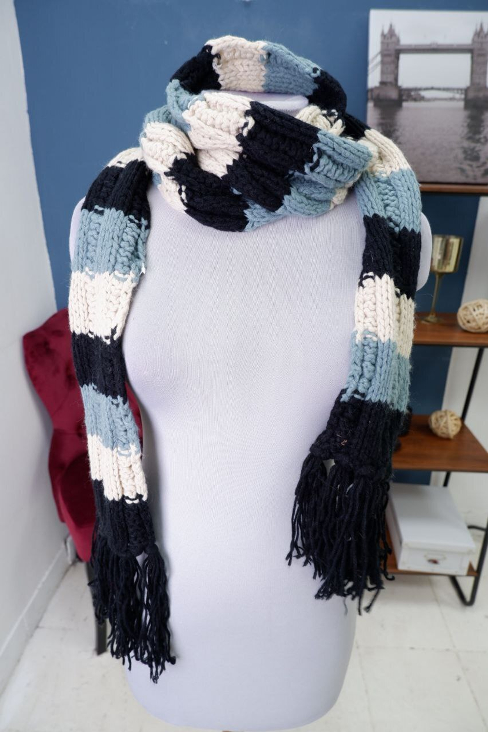 Шарф Fornarina интересной расцветки, новый