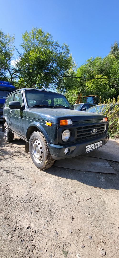 LADA 4X4 Niva Legend 3 дв. Urban 1.7 5МТ