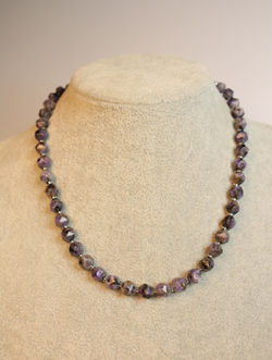 Чокер из чароита "Фиолетово-черный"