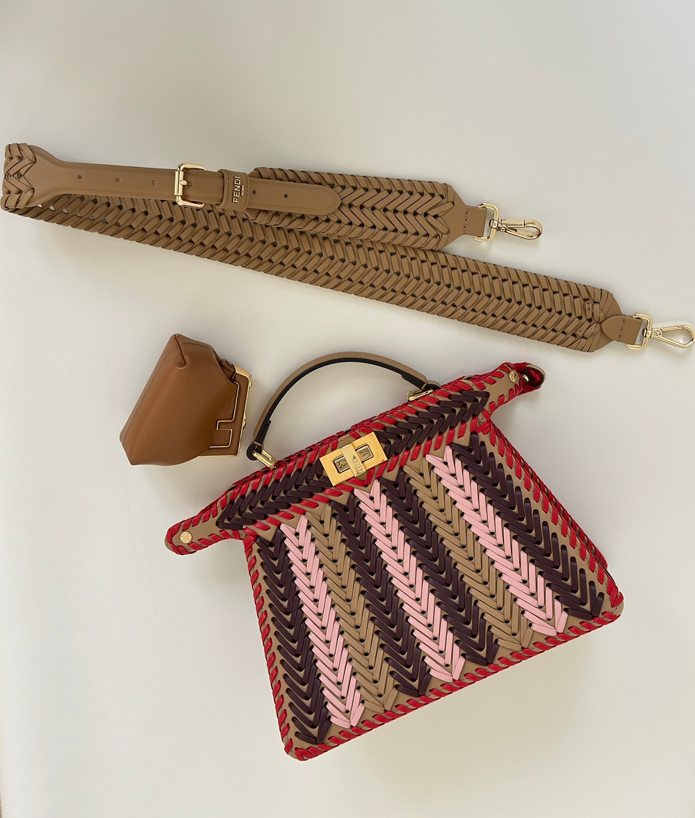 Fendi Peekaboo ISeeU Small 27 cm