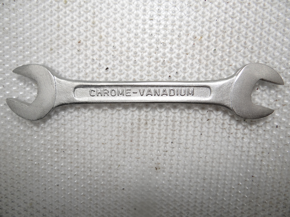 Ключ гаечный рожковый двухсторонний 12х13 CHROME VANADIUM