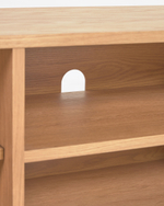 Тумба под ТВ Beyla из массива дуба с двумя дверцами и шпоном дуба 180 x 49 см