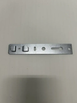 Анкерная пластина для окон пвх REHAU, 10 шт, длина 150 мм, толщина 1,5 мм. Подходит для окон Рехау Брусбокс Грюндер Ричмонт Монблан MELKE Мелке Калева