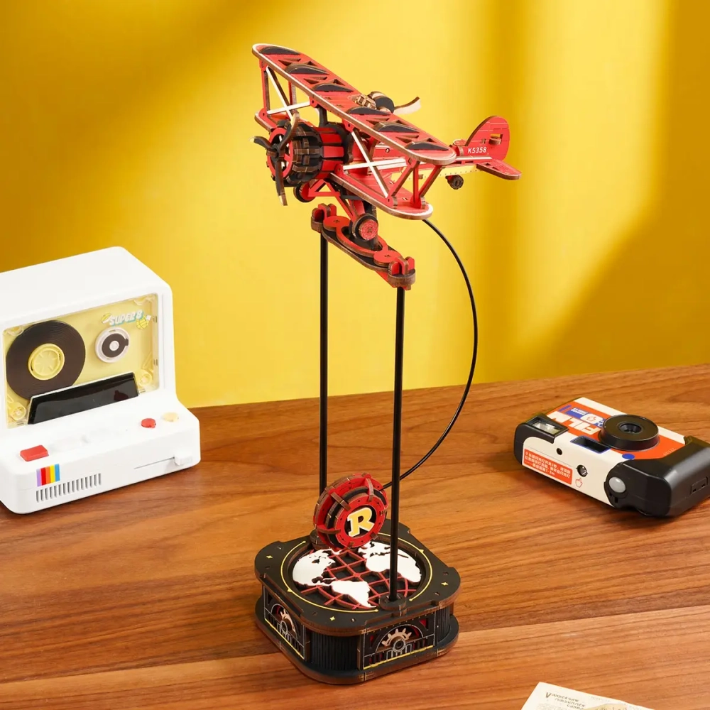 Деревянный конструктор Небесный капитан MCD01 (ROKR)