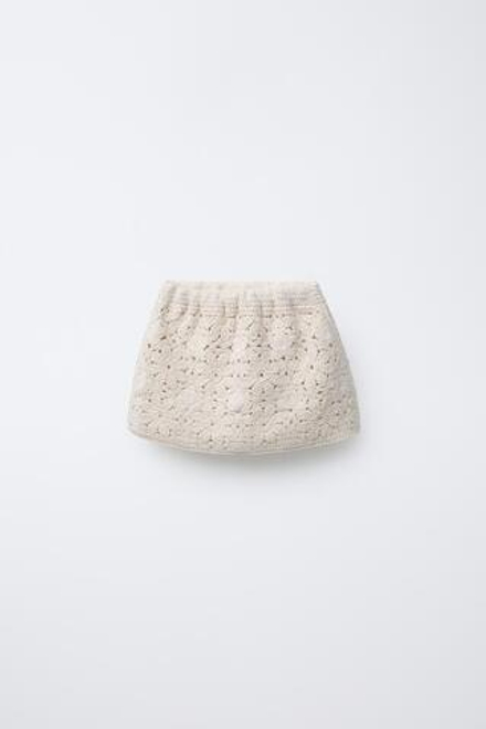 ZARA ЮБКА ИЗ КРУЖЕВА КРОШЕ, ЭКРЮ