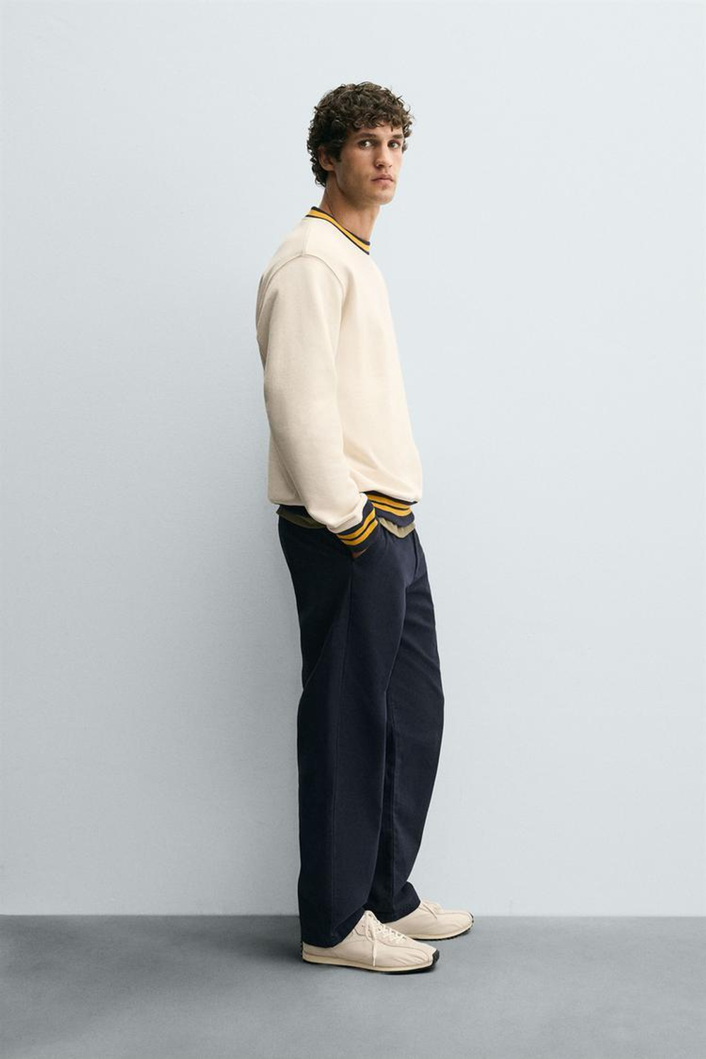 ZARA ТОЛСТОВКА С ВЫШИВКОЙ И КОНТРАСТНОЙ ОТДЕЛКОЙ В РУБЧИК, ЖЕЛТОВАТО-БЕЛЫЙ