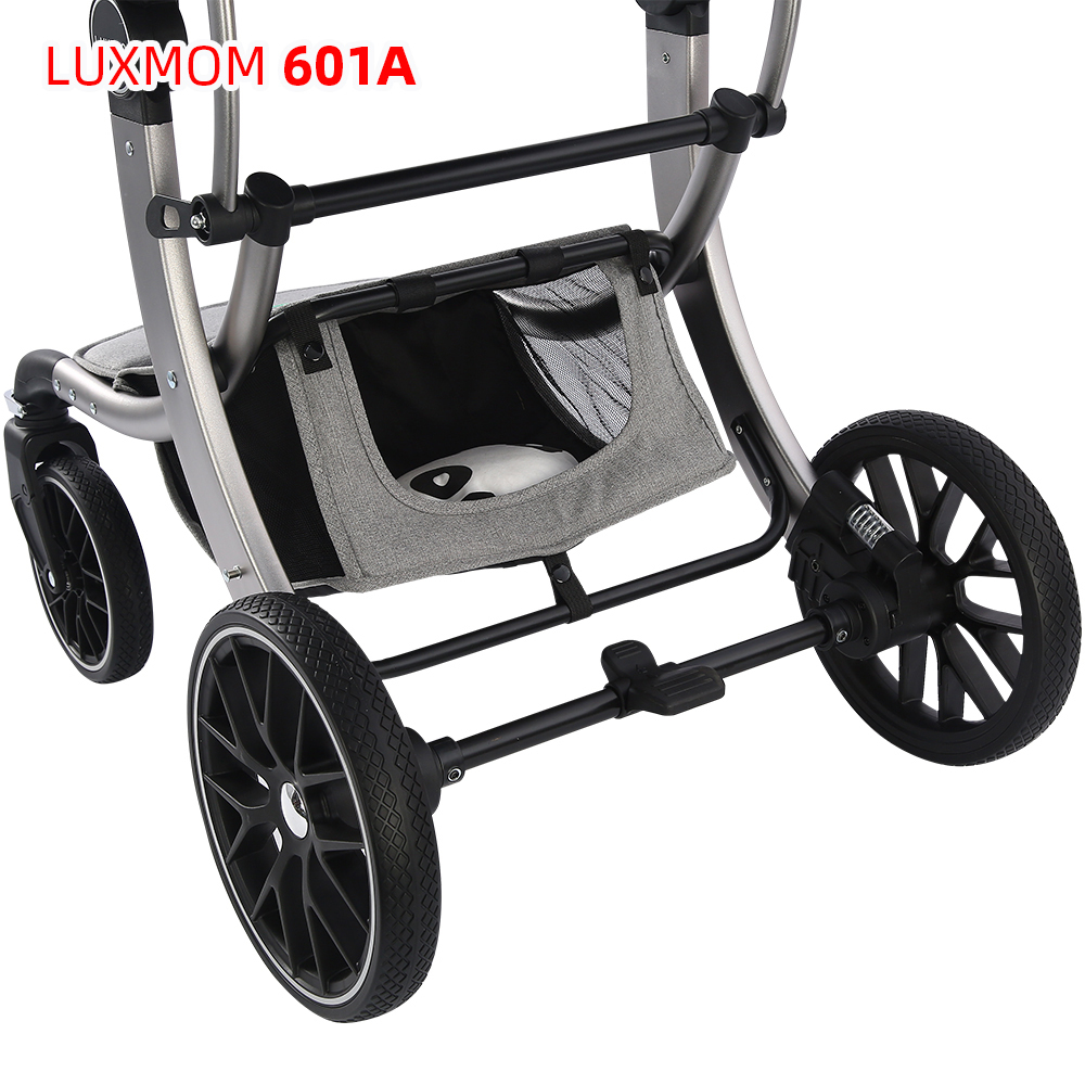 Коляска 3 в 1 Luxmom 601А