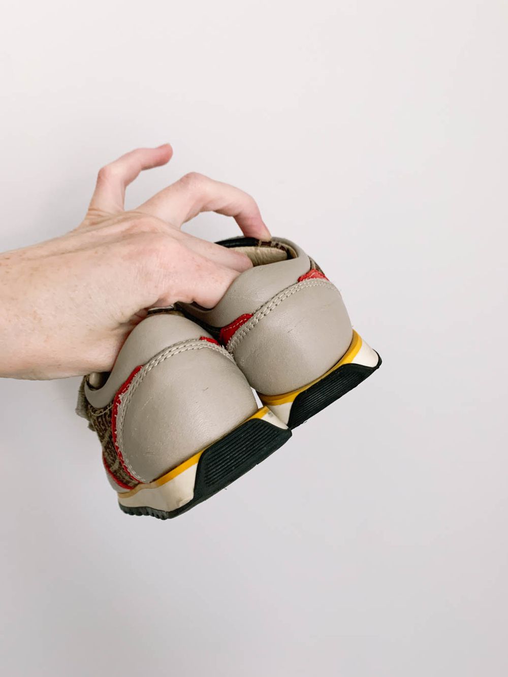 Кроссовки Fendi