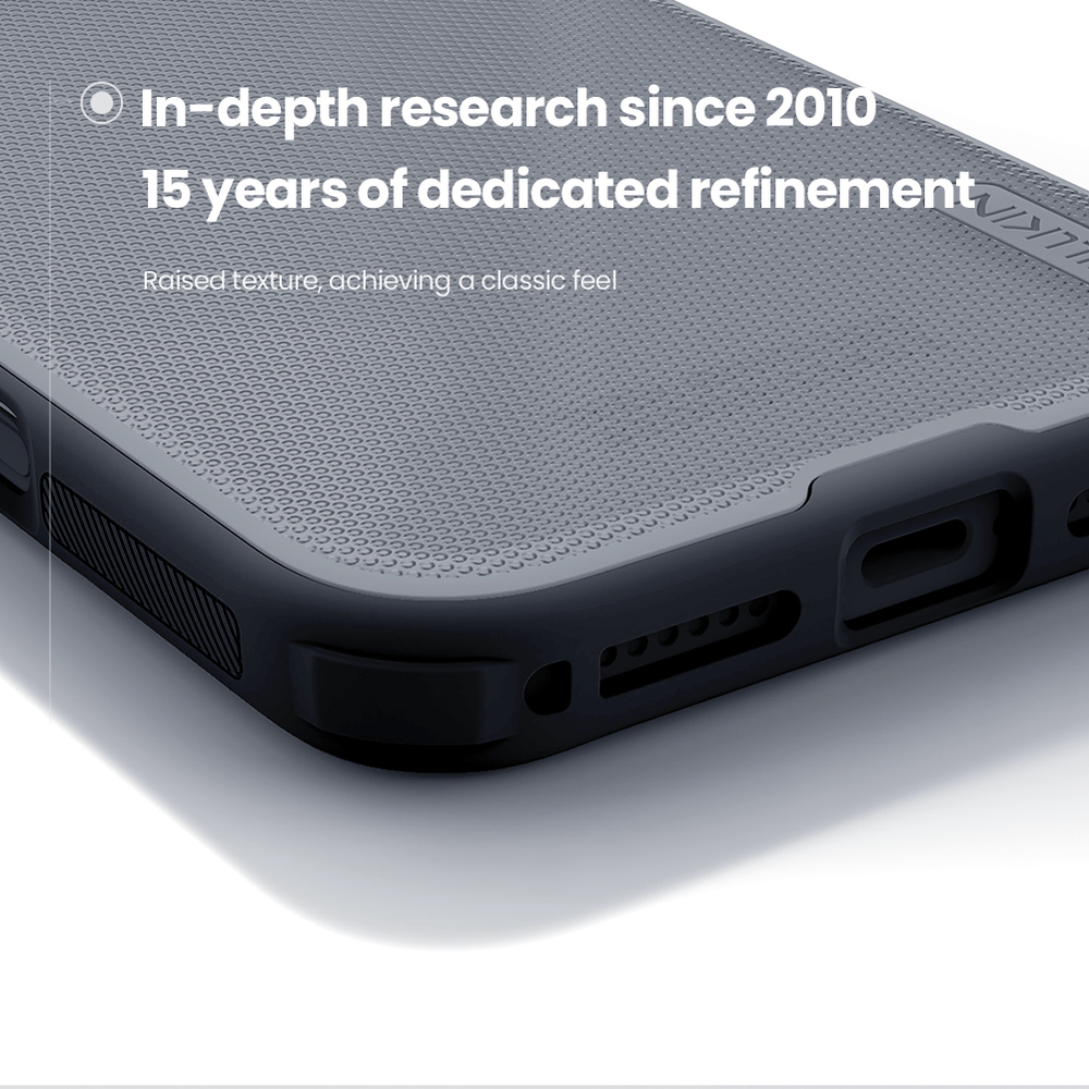 Противоударный чехол для iPhone 17 Pro Max, серия Super Frosted Shield Pro (Clear version) прозрачный тонированный от Nillkin