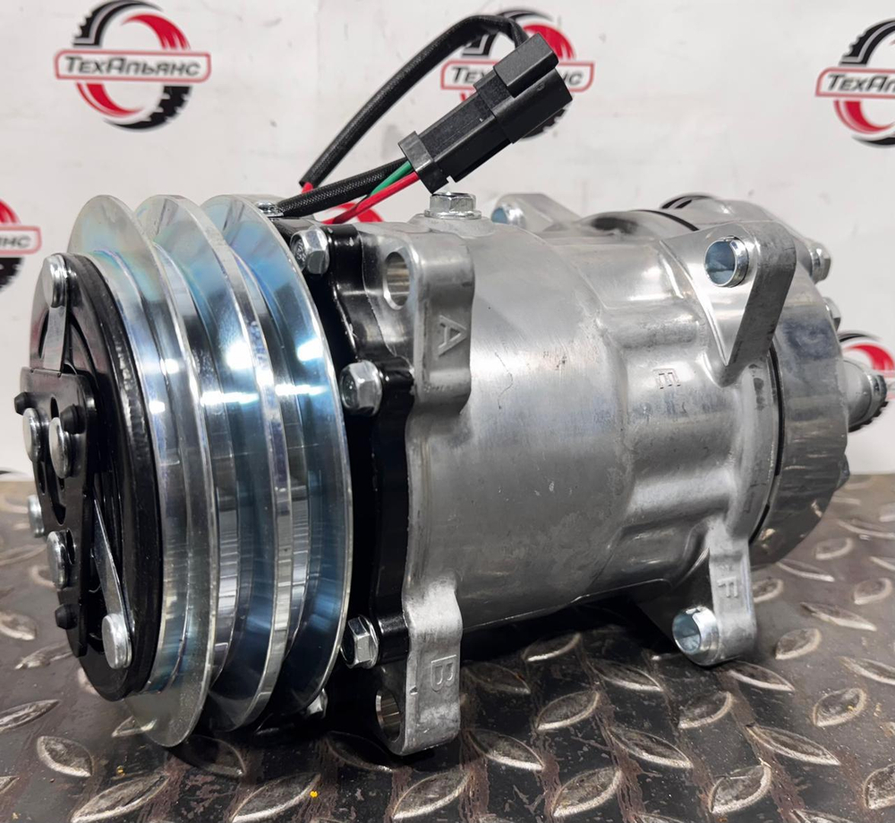 Компрессор кондиционера 14518640