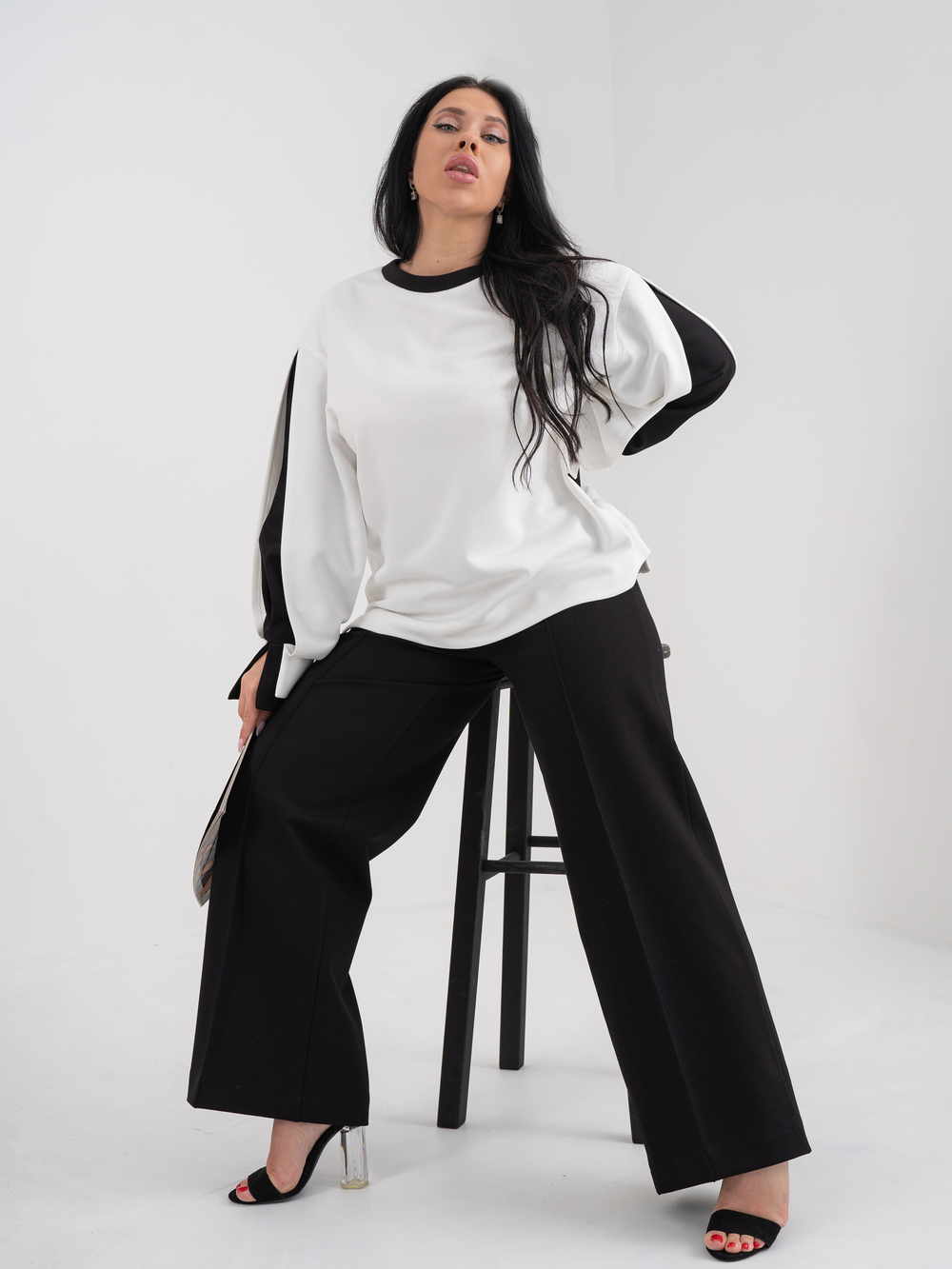 Брюки широкие с застроченной стрелкой чёрные Wide leg