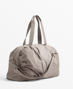 Oysho Спортивная сумка со сборками, бежевый