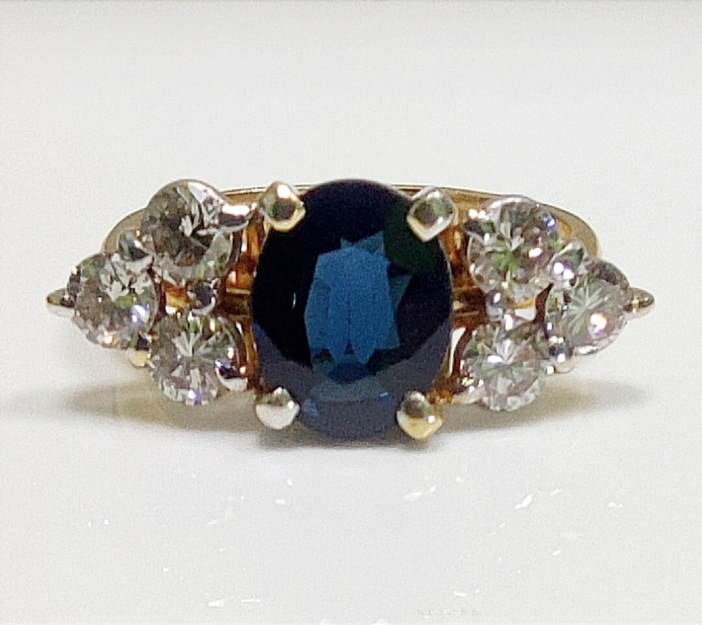 Кольцо Эстерелла золото 750, сапфир, бриллианты.