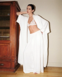 Брюки молочные женские