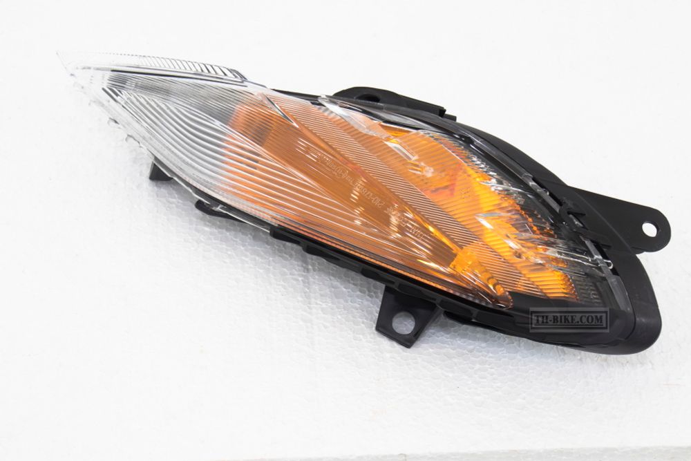 33420-K04-931. WINKER UNIT, R. FR.. Honda Forza