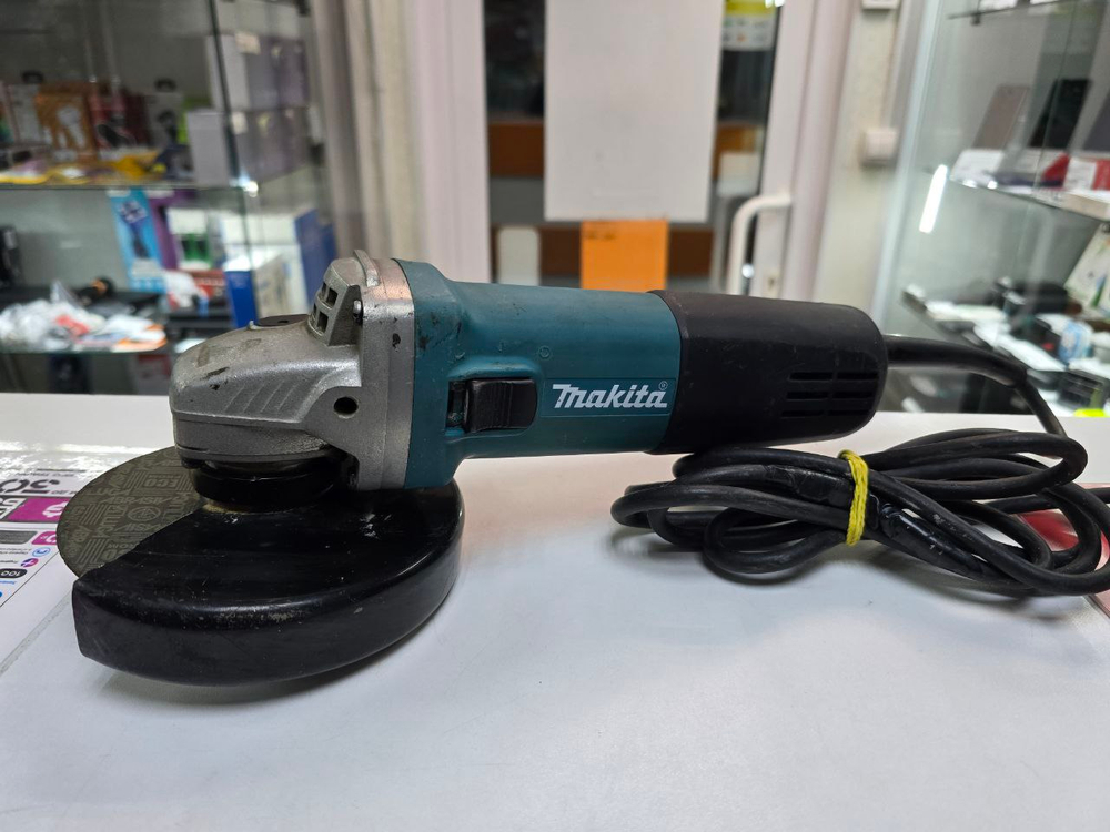 Болгарка (УШМ) Makita 9558HNR