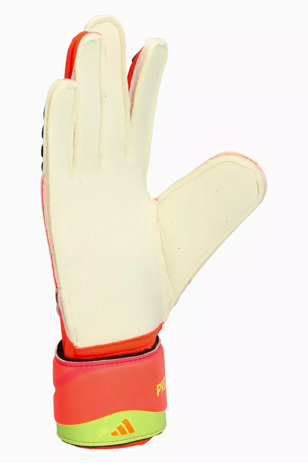 Вратарские перчатки adidas Predator Match