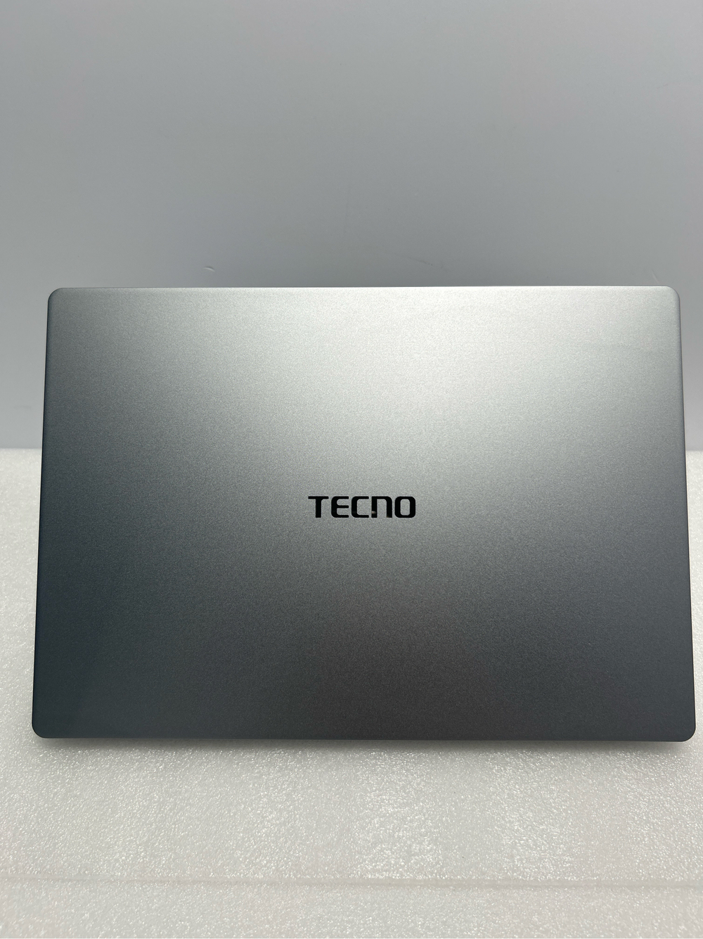 Ноутбук Tecno MegaBook K16SDA 16"/AMD Ryzen 7-5800U/RAM 16GB/SSD 512GB/AMD Radeon Graphics/1920x1080/IPS/Windows 11/Подсветка - кл:нет/Cерый космос. Состояние: B1