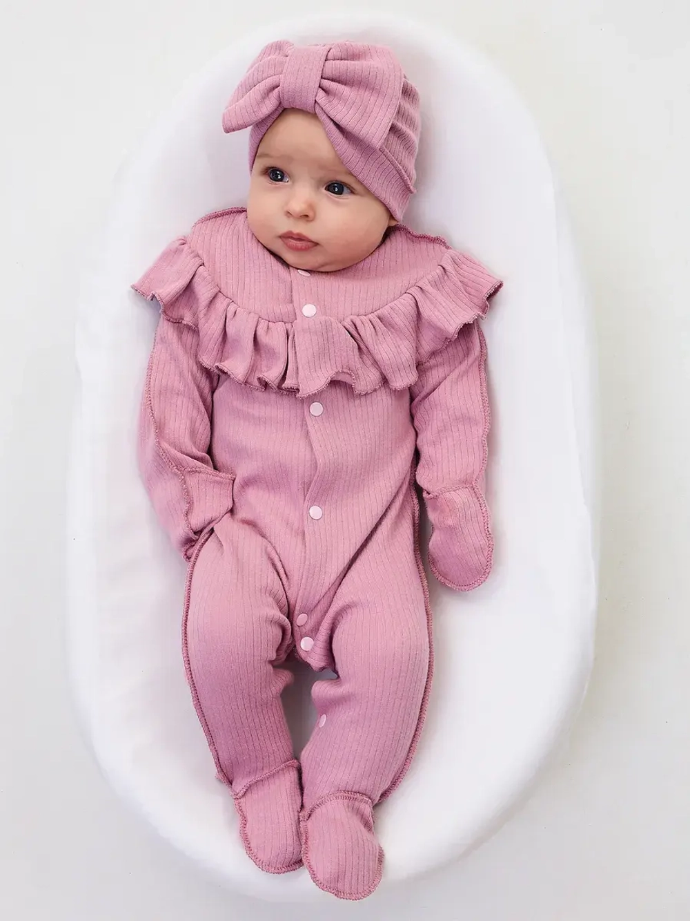 Комбинезон на выписку для новорожденного