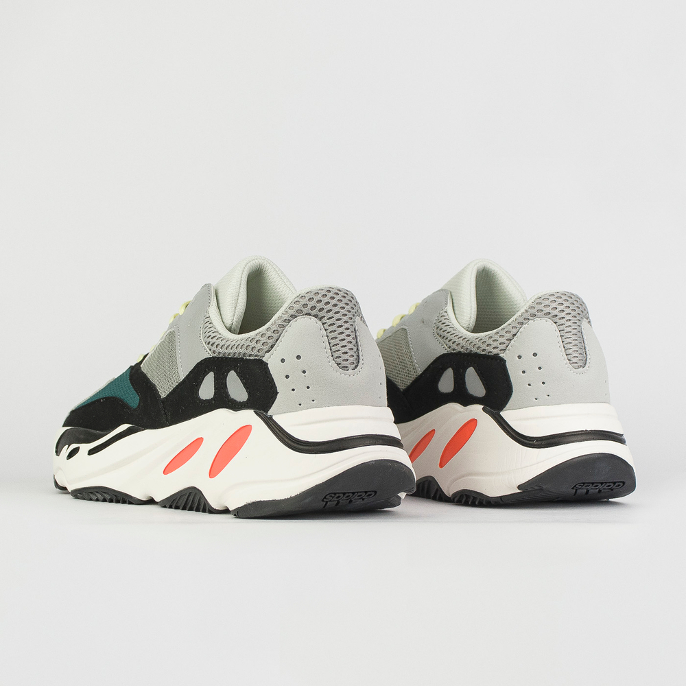 Кроссовки Adidas Yeezy Boost 700 Wave Runner new Wmns