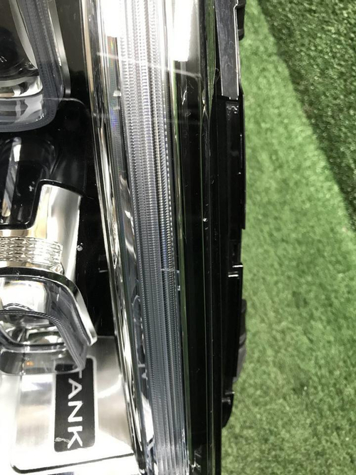 Битая Фара правая Tank 500 (2021-н.в.) LED