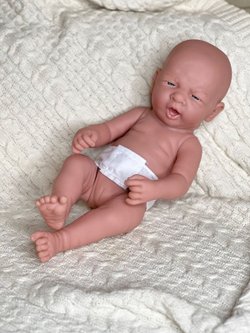 Кукла виниловая 35см в пакете (JX-293A3)