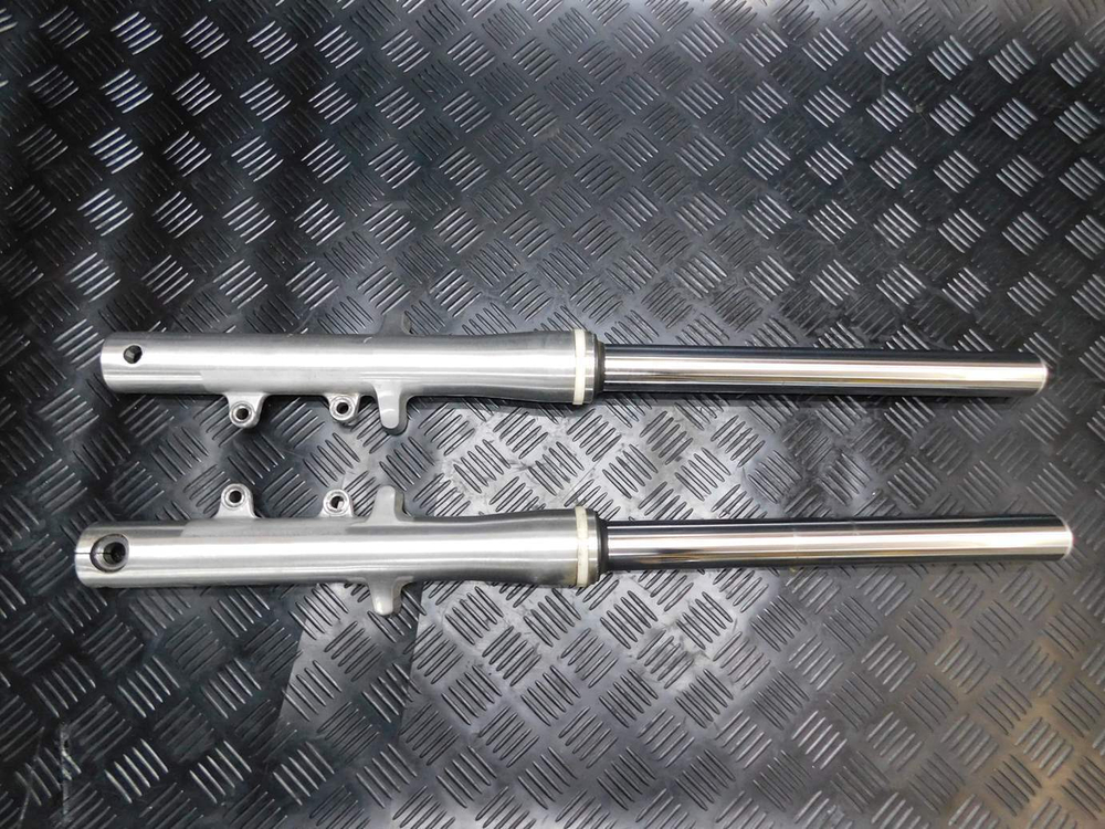 Перья вилки Yamaha Drag Star XVS1100 Classic VP13J 050830