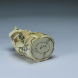 Нэцкэ Фукурокудзю с мешком и посохом