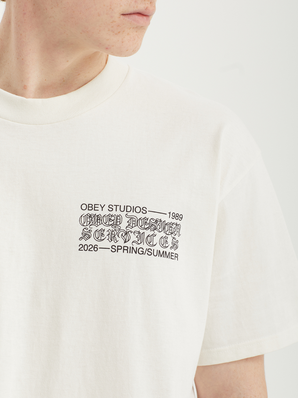 Мужская Футболка Obey Design Services