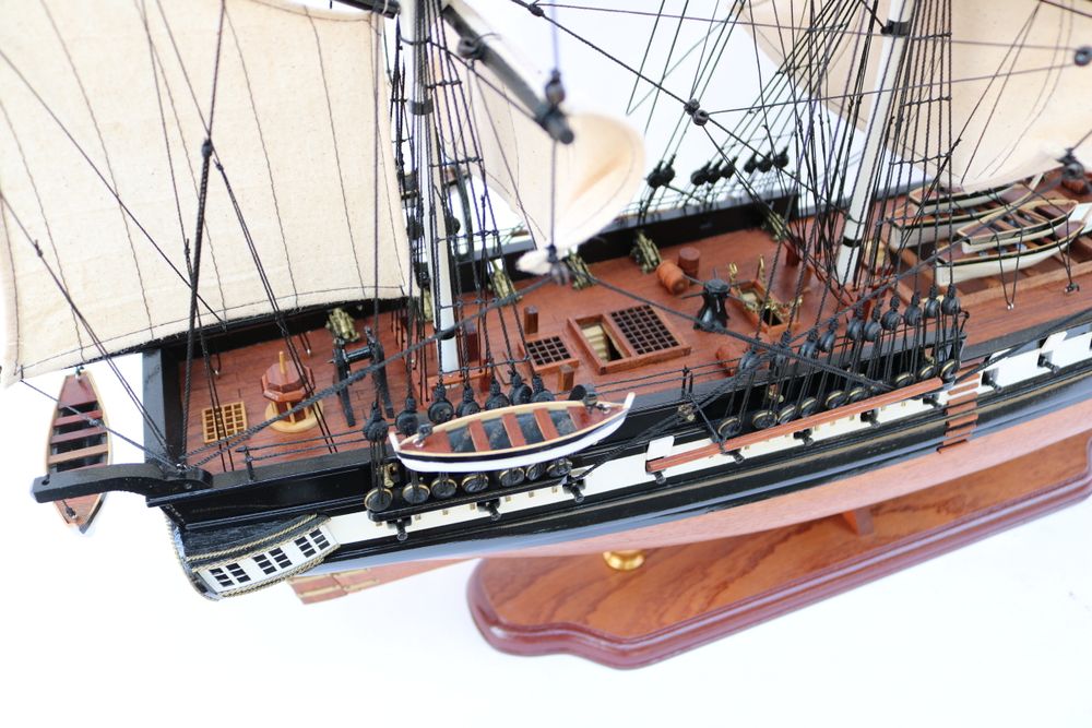 Van Der Heijden Модель парусника USS Constitution, США