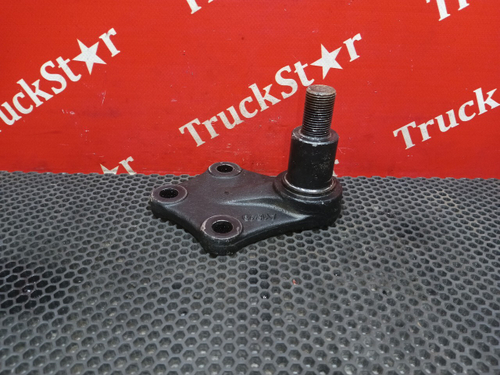 Кронштейн стойки стабилизатора 2024г