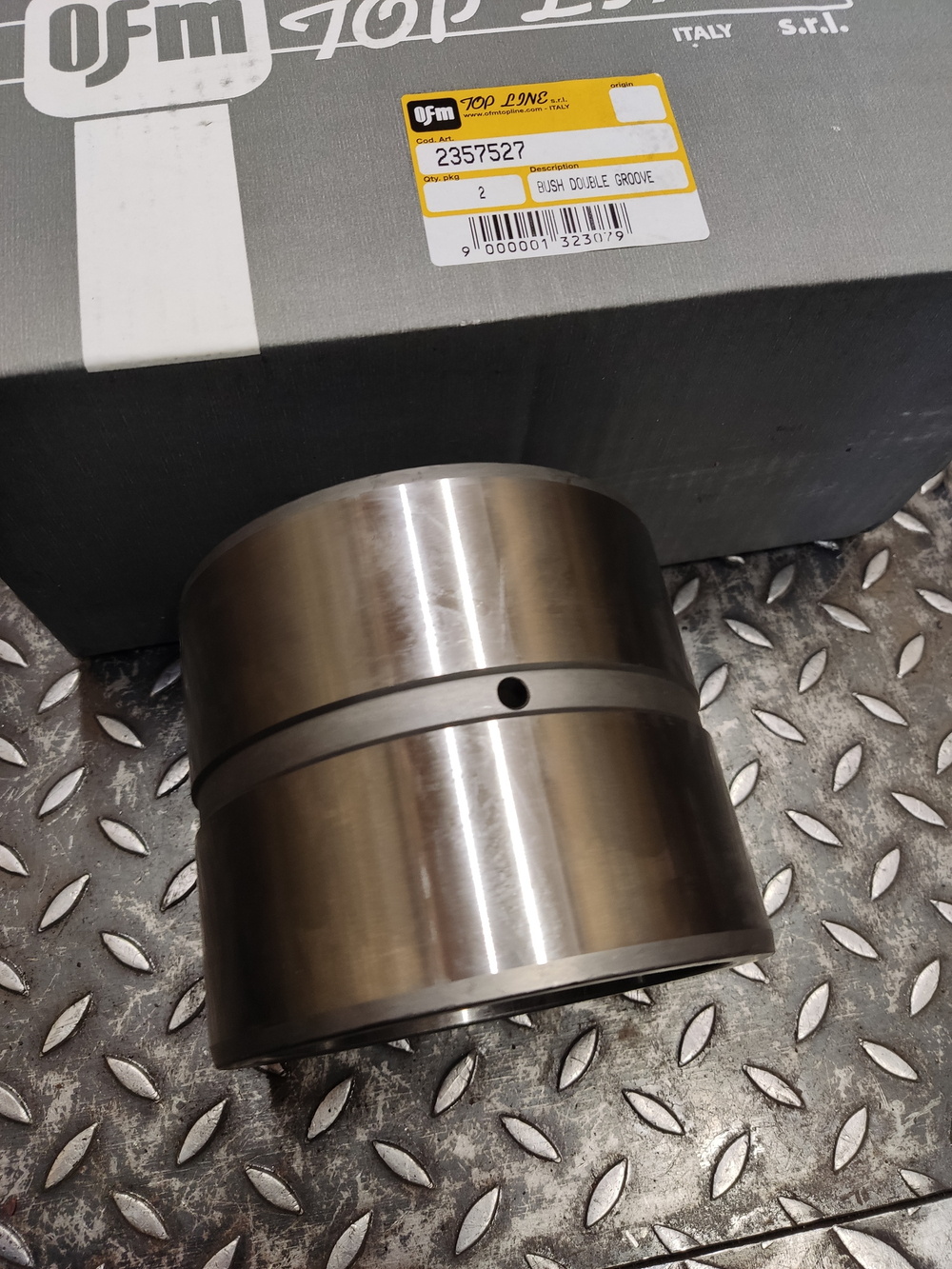 Втулка 235-7527