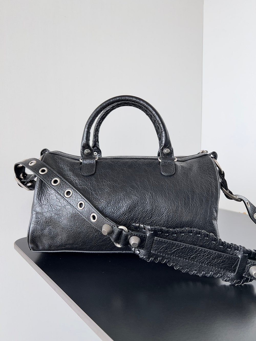 Balenciaga Le Cagole Duffle Bag 30 cm