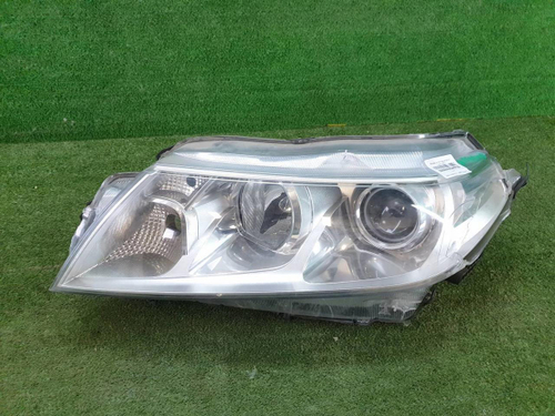 Битая Фара левая Suzuki Vitara 2 (2014-2019) галоген