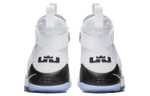 Кроссовки Nike Zoom Soldier 11 Lebron Court General 11