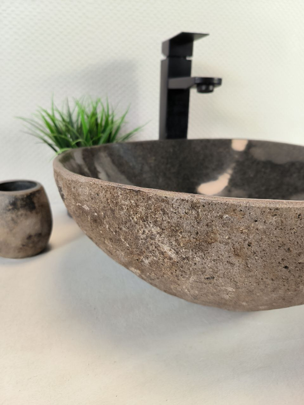 Раковина из речного камня RS-65614 37*36*14 0860