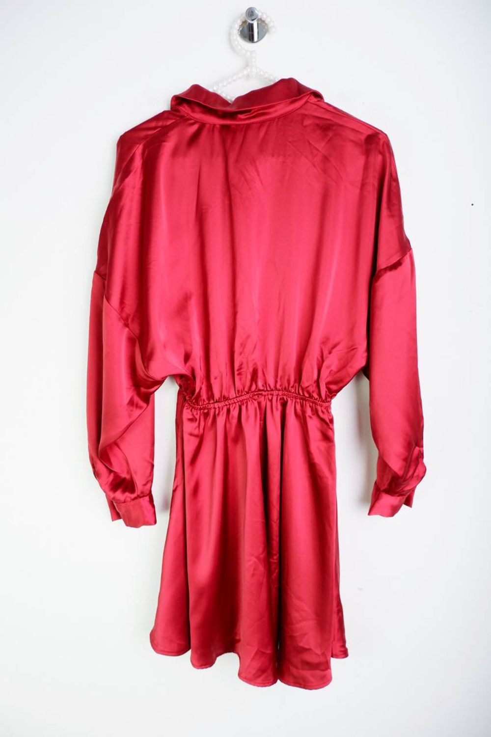 Платье Zara атласное, маркировка XS, визуально на 42 размер