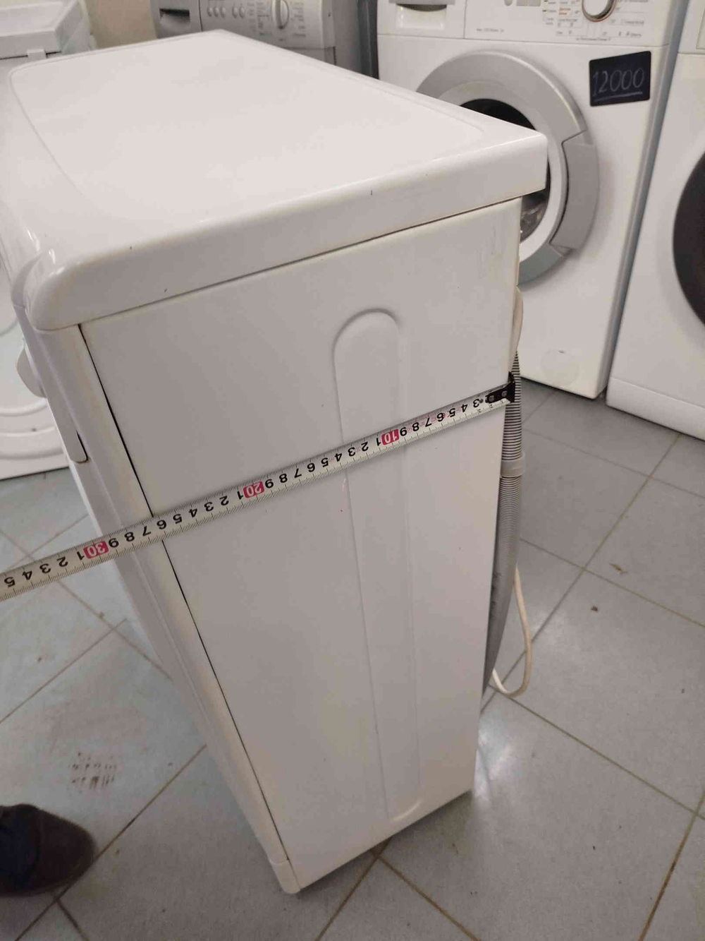 Стиральная машина Indesit WIUN 81 3,5 кг б/у