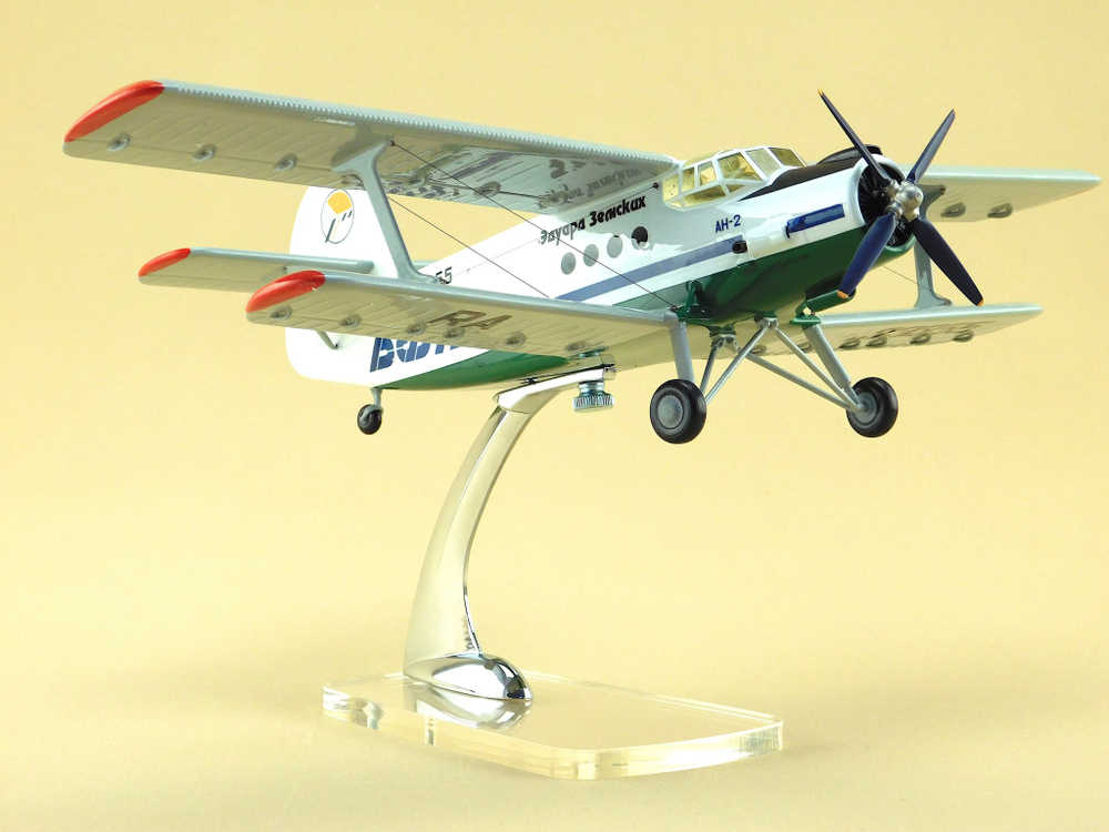 Модель самолета Ан-2 (М1:48, БАЛ)