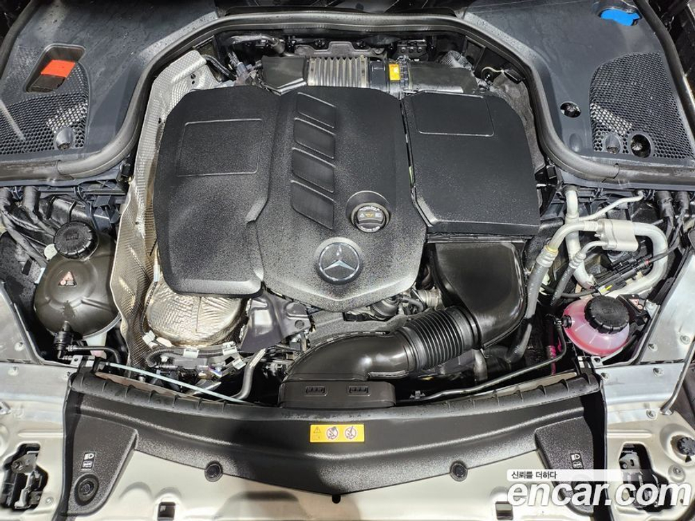 Mercedes-Benz E-Class W213 E220d 4MATIC Exclusive (12.2022)