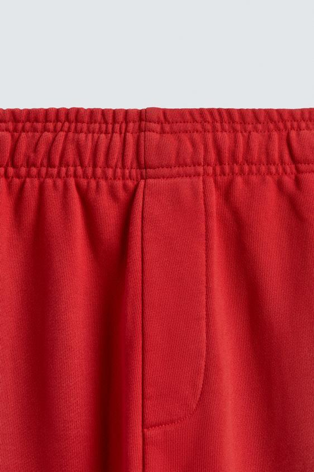 ZARA БРЮКИ С ЭФФЕКТОМ СТИРКИ, КРАСНЫЙ