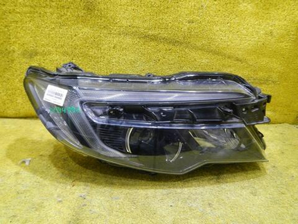 Фара правая Honda Pilot 3 (2015-2018) LED