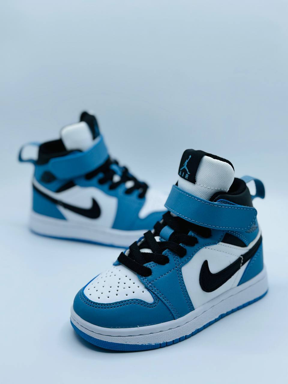 Кроссовки для мальчиков Nike Air Jordan