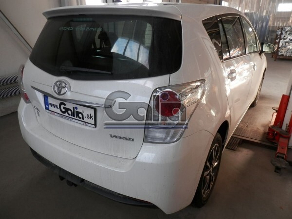 Фаркоп оцинкованный Galia T063A для Toyota Verso 2009-2013, 2013-2018(паспорт и сертификат в комплекте)(без электрики)